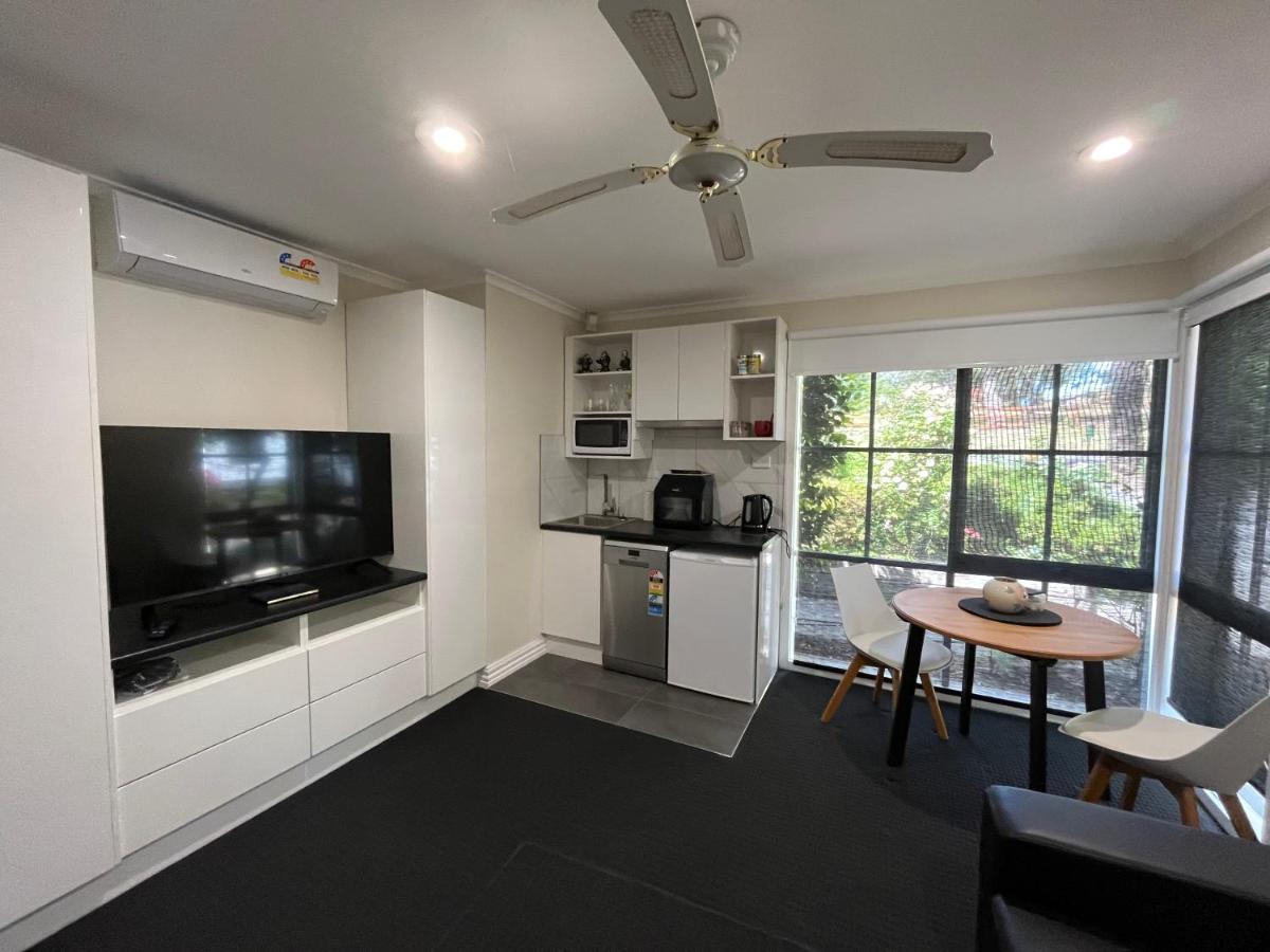 8 Heather * Belgrave South